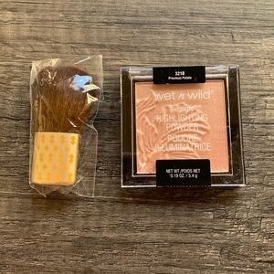 Eco tools mini brush and highlighter set